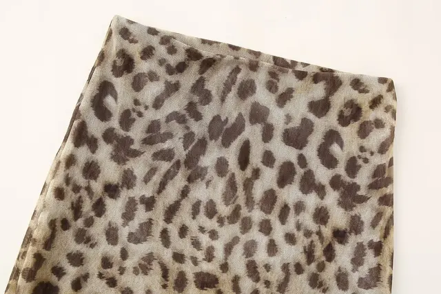 TRAF: A Skirts Guide to Elevate Your Summer Wardrobe 3 TRAF Leopard Print Tulle Skirt