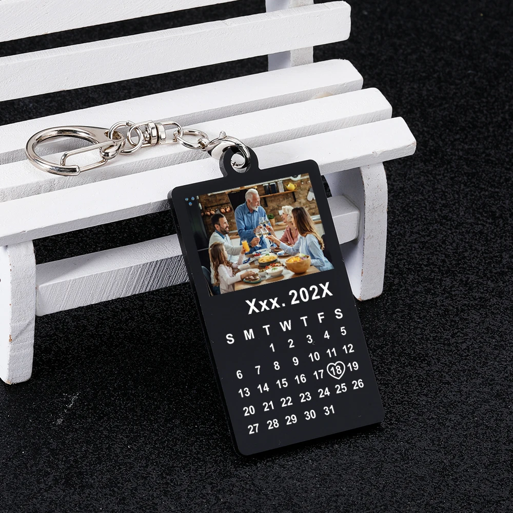 

Customized Photo Keychain Personalized Couple Family Date Photo Key Chain Gift Boyfriend Valentine's Day Acrylic Car Keychains