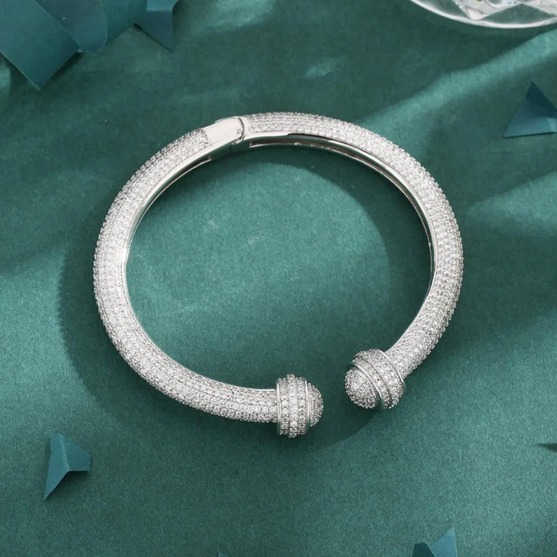 Donia Jewelry Fashion Bud Full Diamond Titanium Steel Micro-Inlaid AAA Zircon Luxury Retro Bracelet.