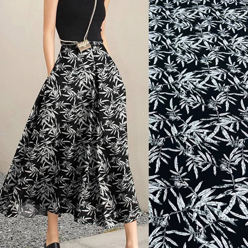 

White Leaves Print Black Silk Crepe de Chine Fabric, 140CM Wide, 18MM Thick,93% Silk & 7% Spandex Soft Silk Fabric D1327