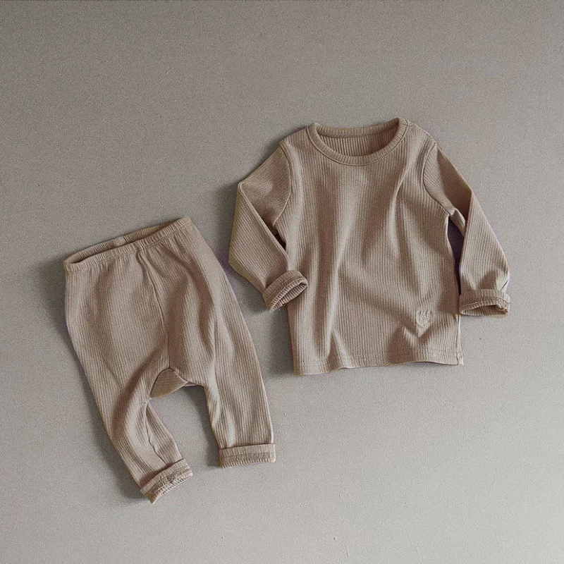 New Autumn Baby Boy Girl Pajamas Solid Pit Stripe O-neck Pullover Top+Elastic Waist PP Pants Newborn Home Wear Nightgown E8311