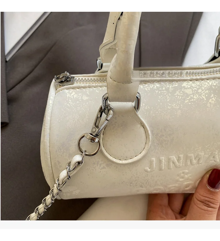 2024 Charm Ba Dame Ny Fasjonabel Desin Sense, nisjekjede crossbody-ba, enkel skulder håndholdt sylindrisk_voghion.com