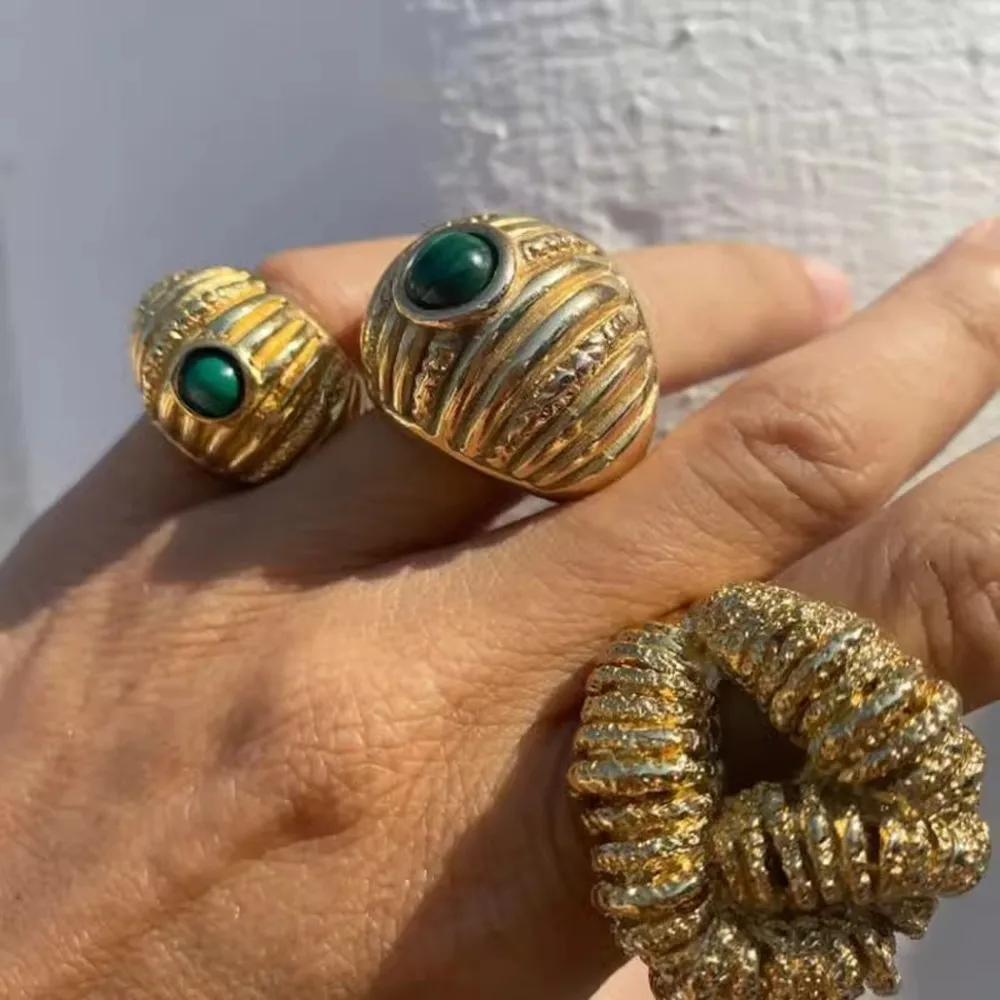 Anillo de nudo de latón vintage con piedra natural para mujer Vestes Novas