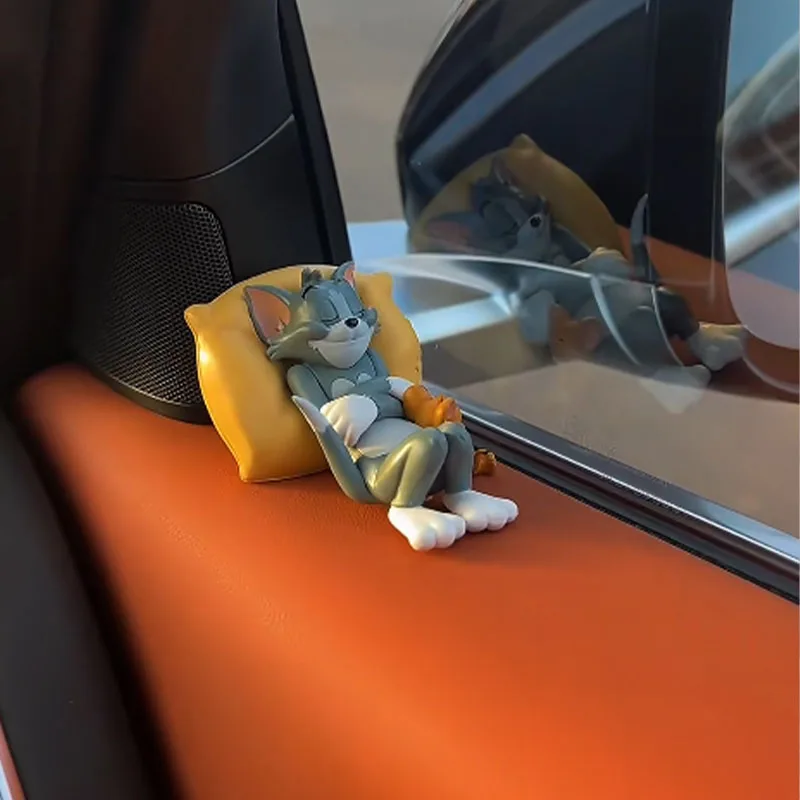 Charming Tom and Jerry Sleeping Pose Ornament - Cute Desk or Car Dashboard Decoration