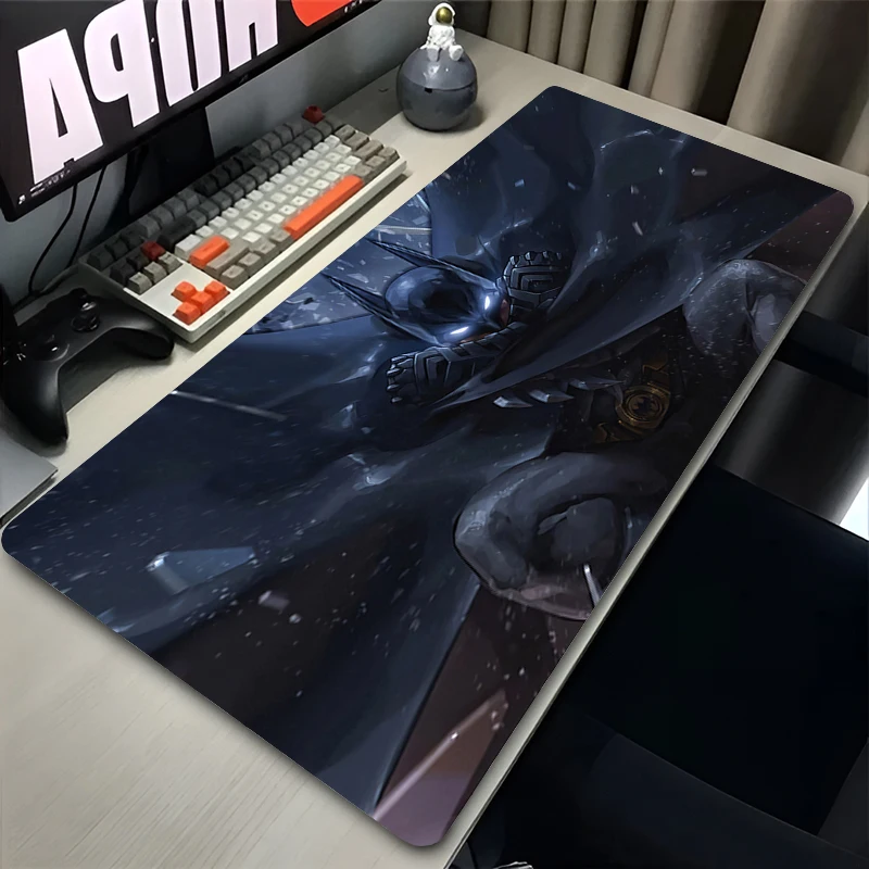 

Большой коврик для мыши Marvel с Бэтменом, аксессуары для компьютерных игр, Настольный коврик для ноутбука, нескользящий коврик для клавиатуры с HD-печатью, резиновый коврик для мыши