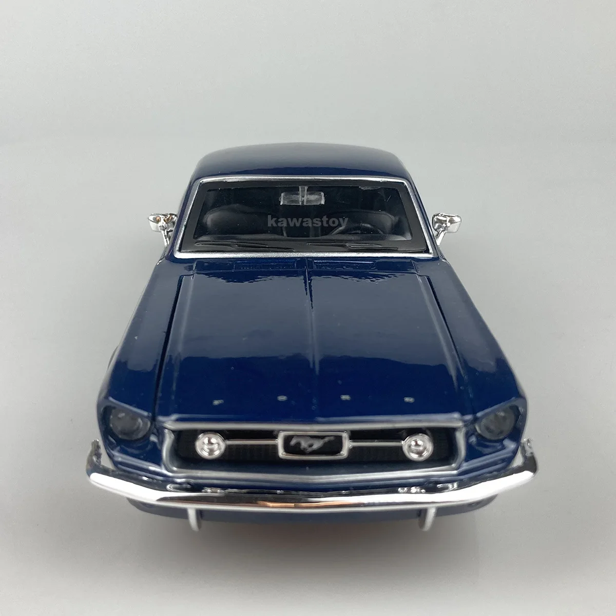 Maisto 1:24 スケール 1967 マスタング GT カー ダイキャスト モデル