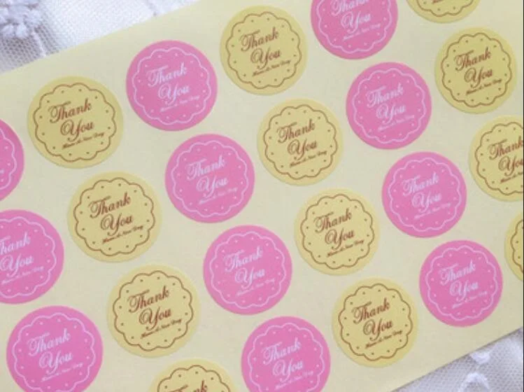 

240pcs/pack Hot Sale Thank You Yellow Pink Baking DIY Work Round For Thanksgiving Days Gift Sealing Sticker