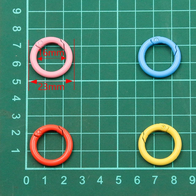 BENECREAT 30 Pièces 15 Couleurs Joint Torique à Ressort En Métal, 33mm Rond Ressort Mousqueton Crochet Cercle Connecteur Pour Sacs Sacs à Main Porte-Clés Artisanat Fabrication De Bijoux