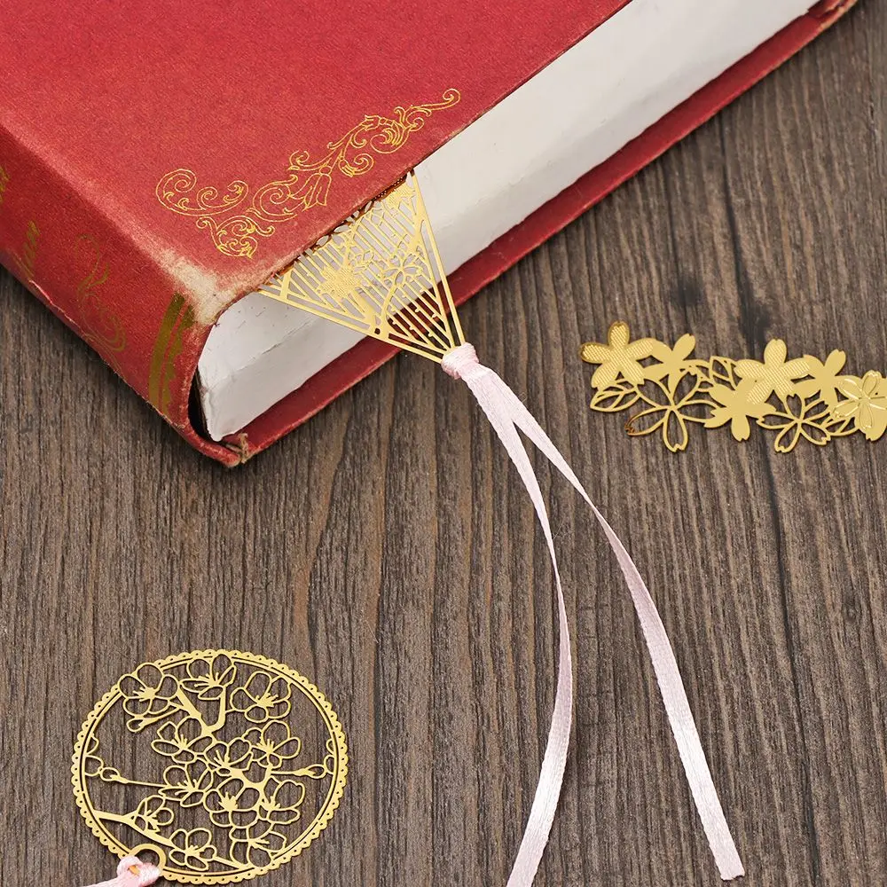 Stationery Book Holder Apricot Leaf Metal Bookmark Tassel Chinese Style