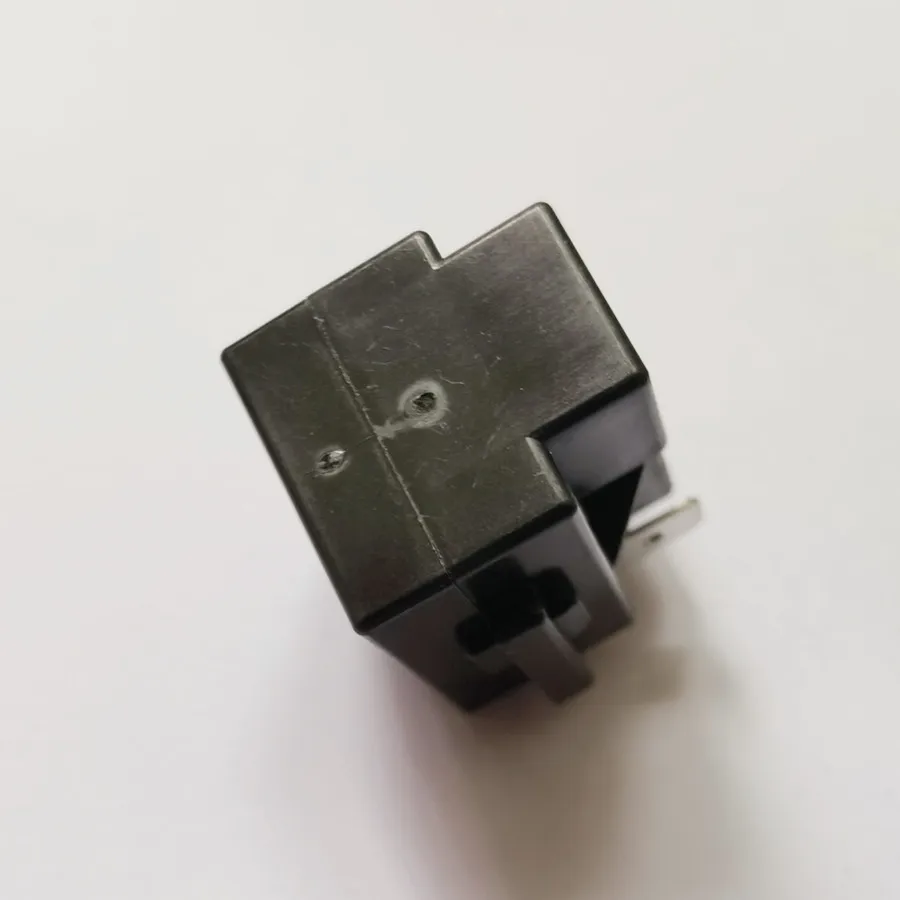 original novo 100 pthtm330md motor de arranque 01