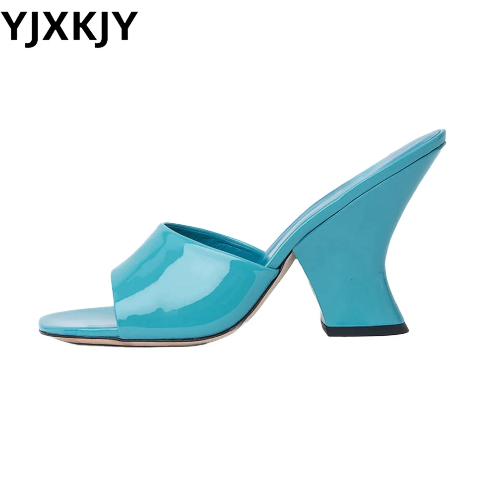 

YJXKJY 2024 European and American Women's Lacquer Leather High Heels Fashion Open Toe Sandals Slope Heels Summer Outdoor Slipper