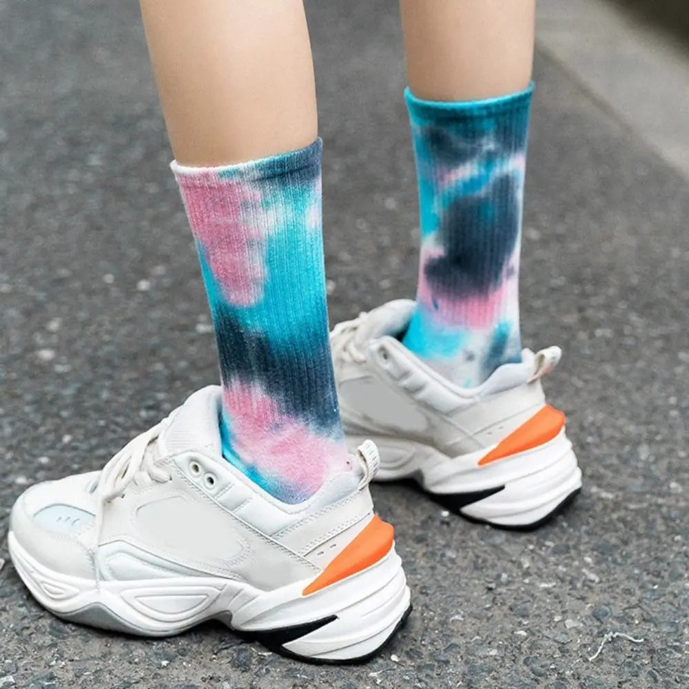 

Breathable Colored Socks Fashion Long Tube Professional Sport Socks Seamless Stitching Casual Socks