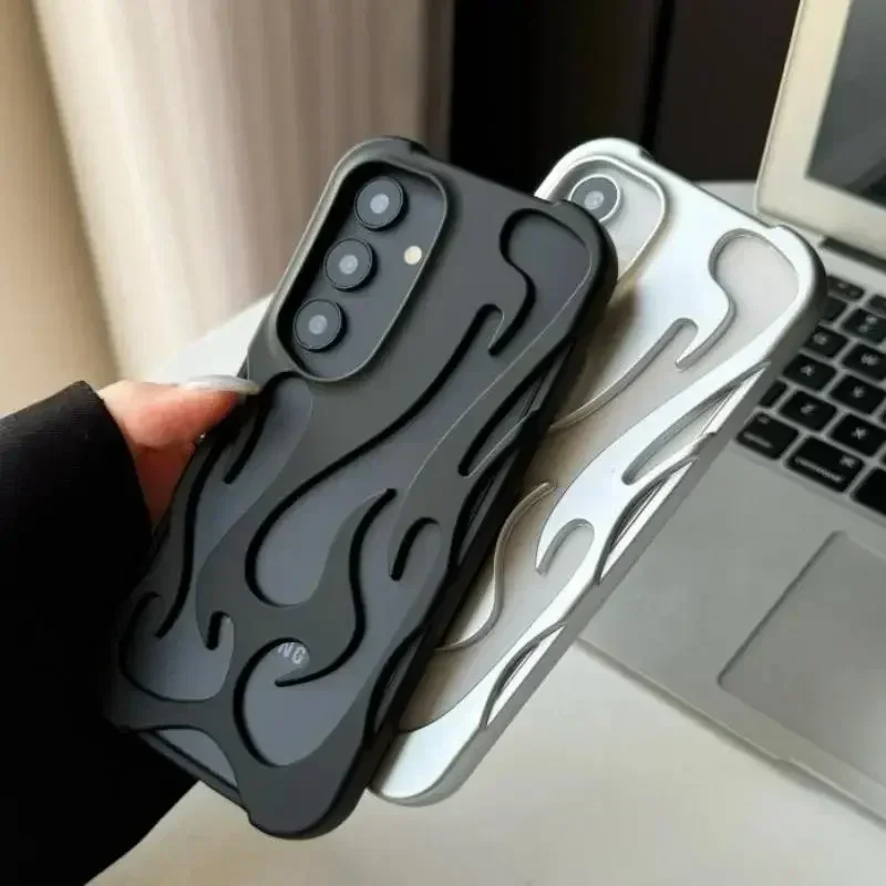 Custodia morbida alla moda con motivo a fiamma sottile e cava per Samsung Galaxy S24 Ultra S23 S22 A55 A16 A54 A06 A15 A14 Cover antiurto 3D_voghion.com