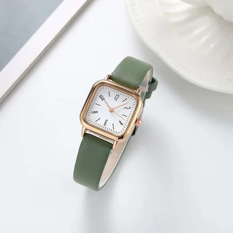 Reloj Mujer 2023 Fashion Diamond Square Watches Women Leather Quartz Watch Elegant Retro Womens Wrist Watch Relogio Feminino