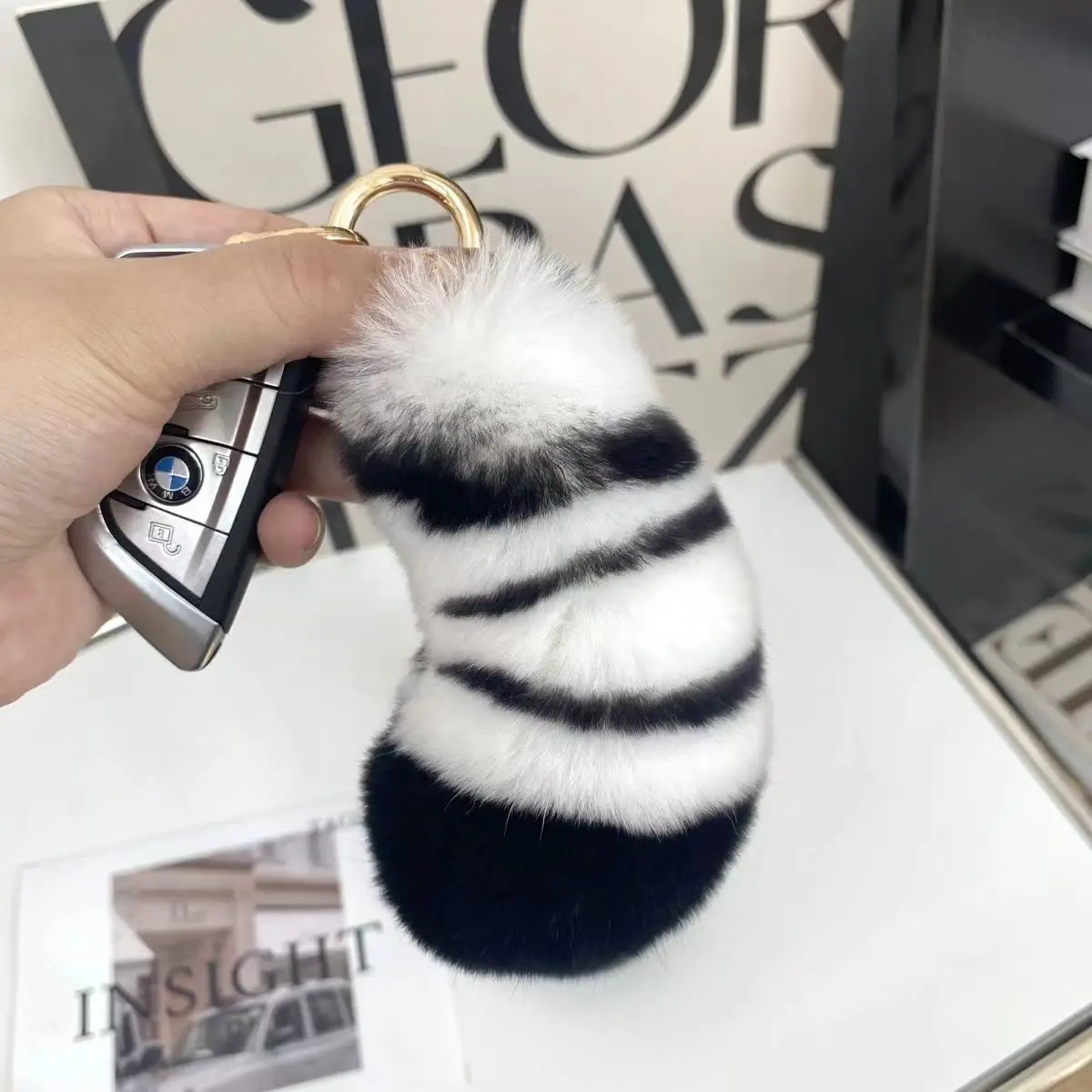 Plush doll girl Bag accessories Cute limit rabbit hair Snow Leopard Tiger tail Car keychain Cute animal keychain fashion gift