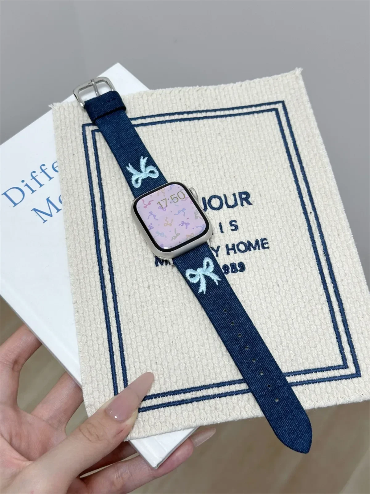 Watch Band For iWatch 42/44/45/46/49mm 38/40/41mm PU Leather Fashion Watch Strap For Watch Series Ultra2 Series 10/9/8/7/6/5/4/3/2/1_voghion.com