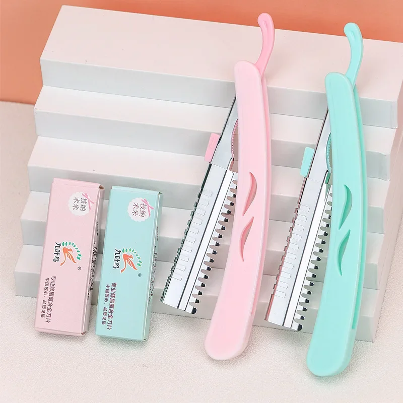 Karsyngirl 1Pcs Folding Eyebrow Trimming Knife Holder Portable Eyebrow Trimmer Face Razor Beauty Makeup Tool