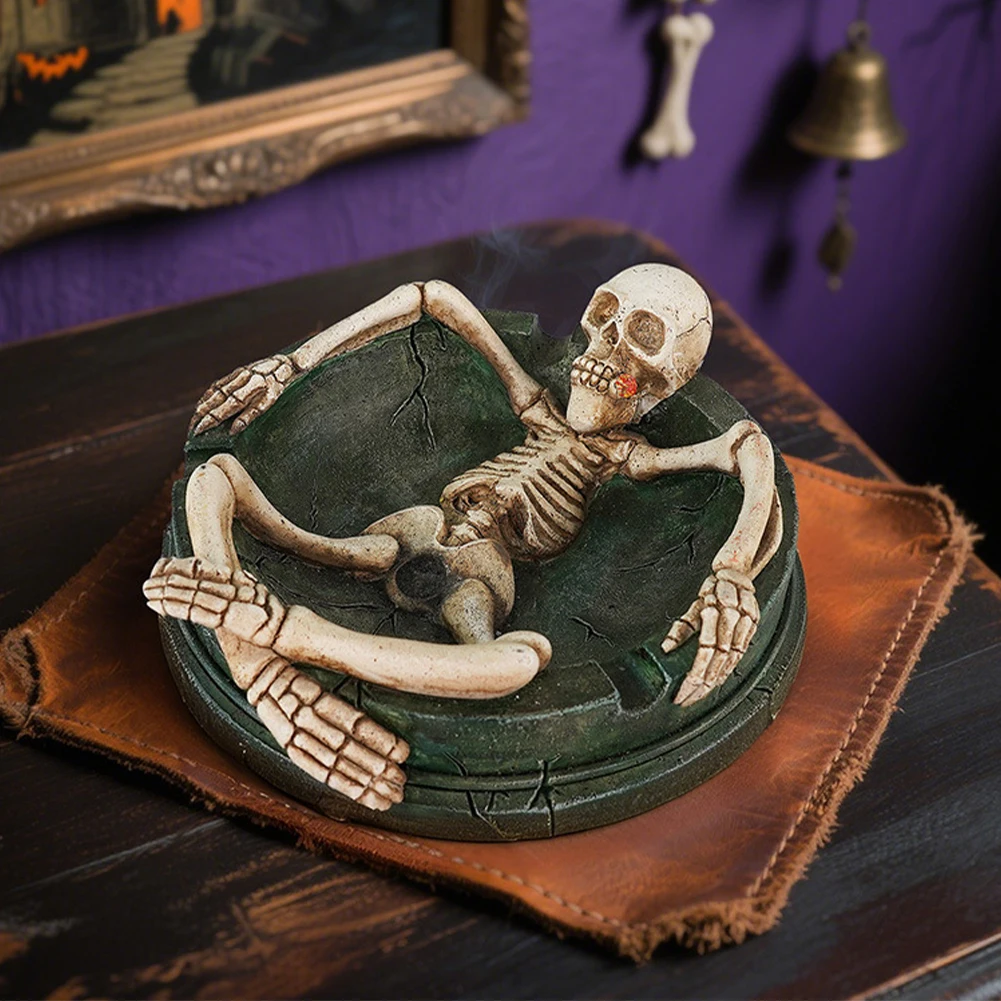 Halloween Creative Skull Ashtray Ash Holder Spooky Skeleton Storage Tray Desktop Decoration Skeleton Ornament Room Decor Gift