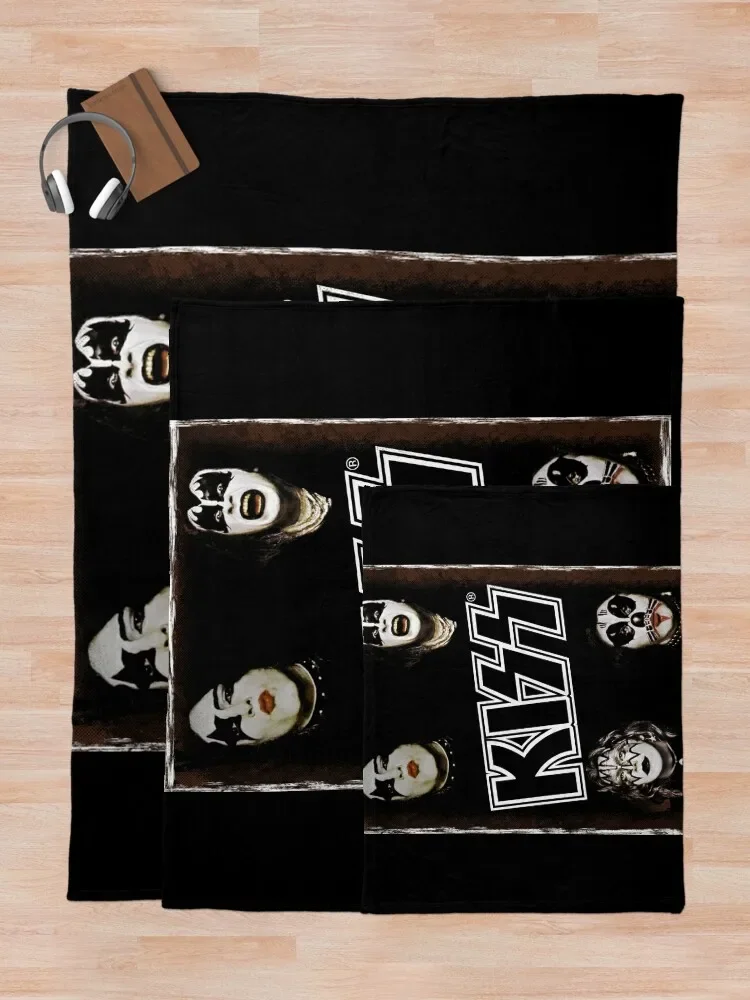 Рисунок 5 - Винтажное одеяло kiss с оригинальным браслетом