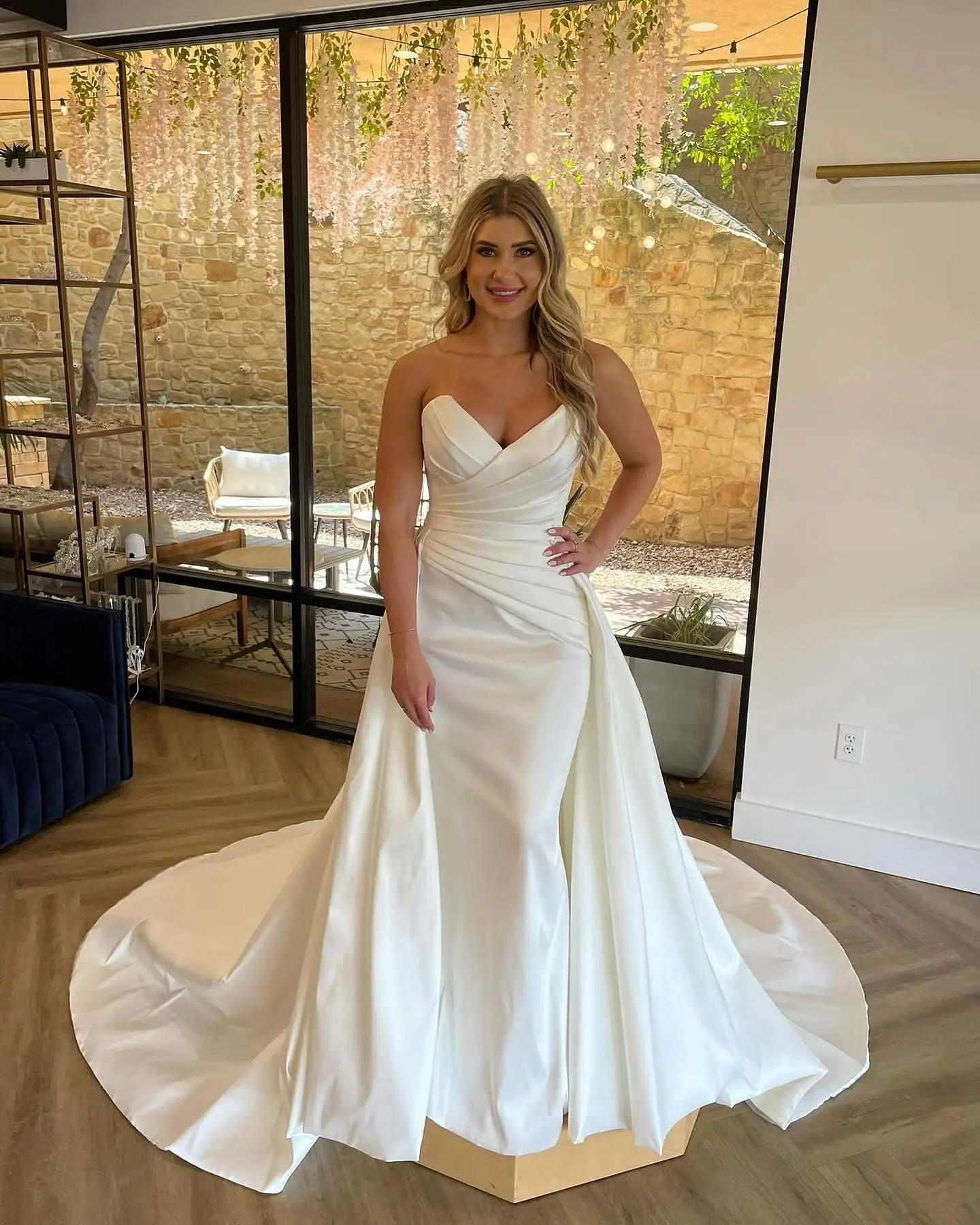 chinese dress ladies Sexy V Neck Court Train Beaded Mermaid Wedding Dress 2024 Ivory / 22w main image 0