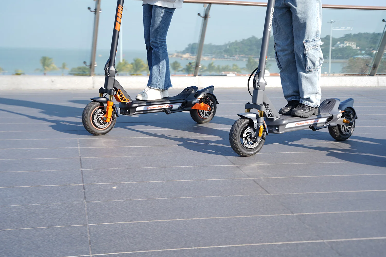 CUNFON RZ1000 Erwachsenen-Elektroroller 48V24AH Akku E-Scooter 10,5 Zoll Reifen E-Roller – Detail 3