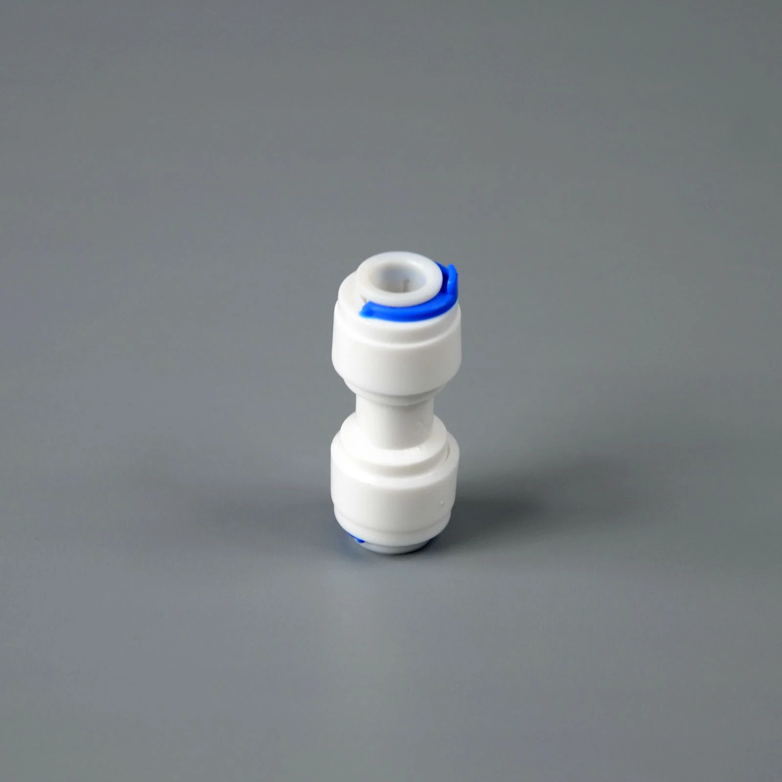 Quick Connector for Drinking Water and RO Filter Systems, 1/4 OD PE Tube