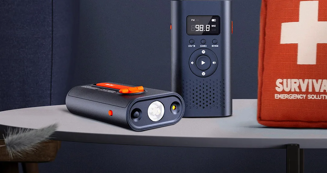 NexTool 6 In 1 Emergency Radio Hand Crank Portable Weather Radio with 4500mAh Power Bank
