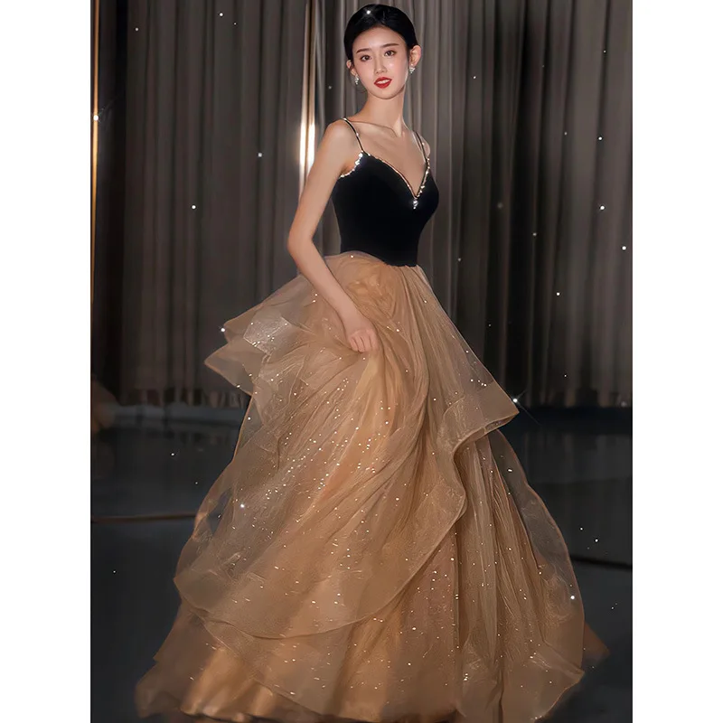

New black Gold Evening Dress Spaghetti Straps Sexy V Neck Evening Gown Elegant Glitter Ruffles Formal Party Dress