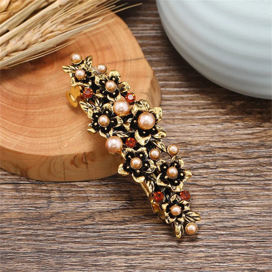 Fashion Crystal metal Hair Clips Vintage Spring Hairpins  display picture 3