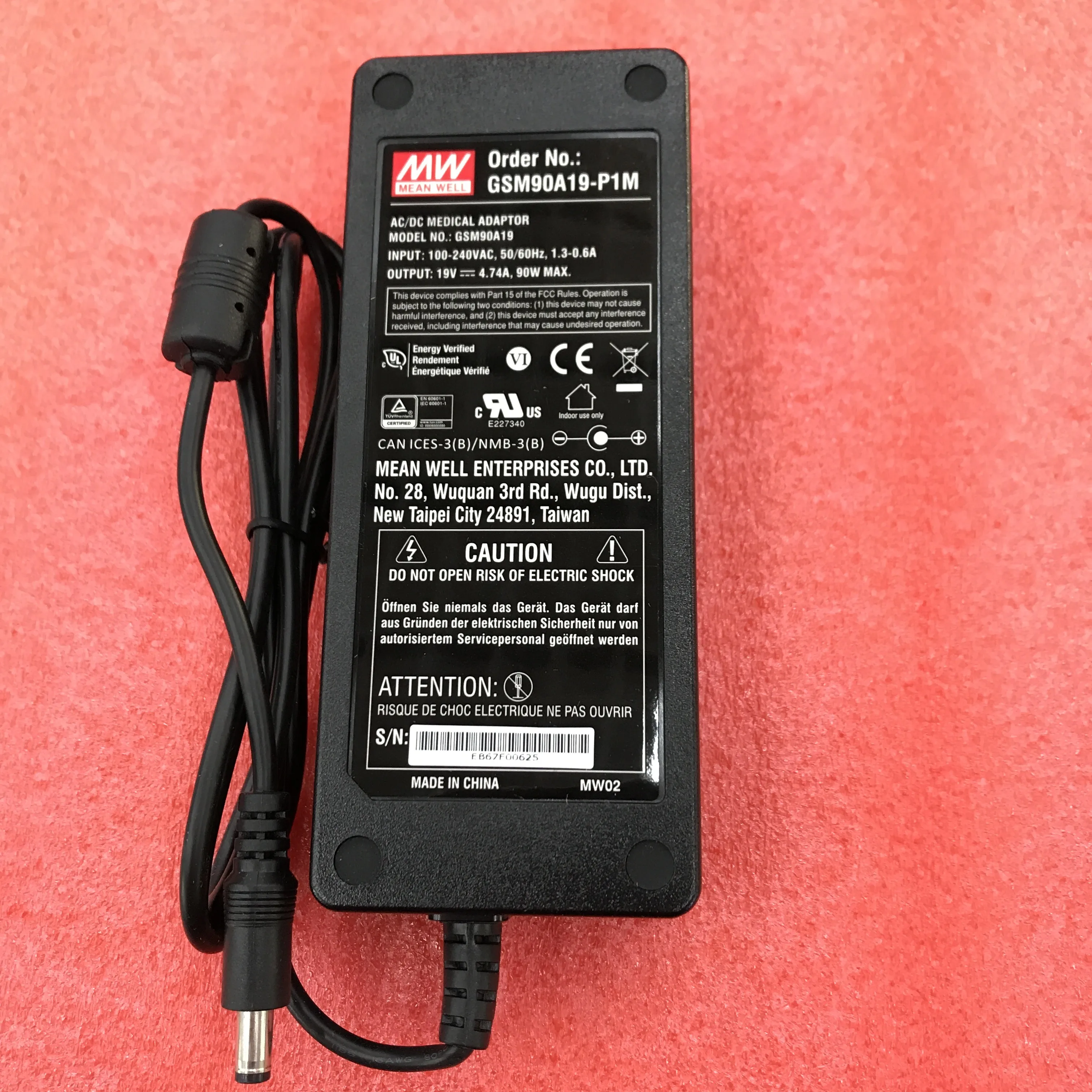 MEAN WELL GSM90A-P1M 의료 어댑터 레벨 VI Meanwell GSM90A 시리즈 어댑터 전원 공급 장치, 90W, 12V, 15V, 19V, 24V, 48V, 2.5 x 5.5DC 플러그