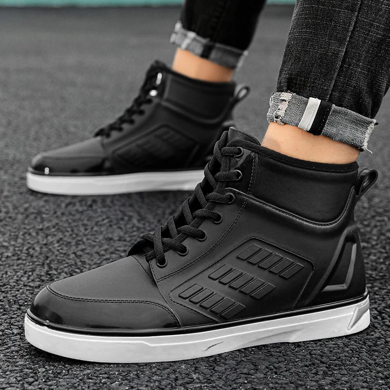 2023 Summer Hot Sale Men’s Rubbers Boots Chelsea Shoes Mid Heel Male Boots Fashion New Winter Boots Goth Snow Rubbers Men Boots