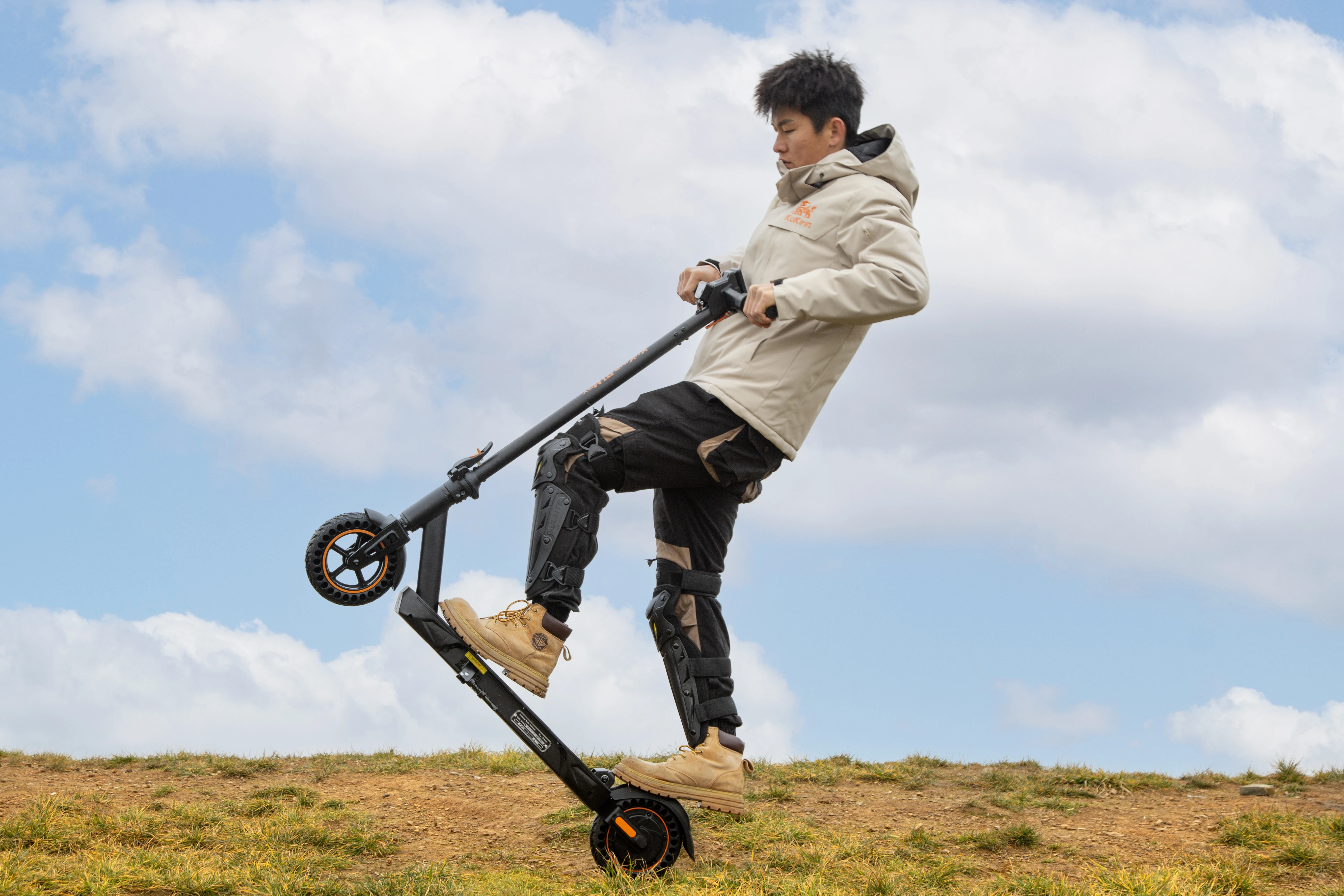 S57e92cd6c6784c1fb5639cd7017c1febl