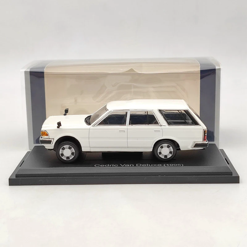 Norev 1:43 Cedric Van Deluxe 1995 - White Diecast Toys Models Car Collection Gifts