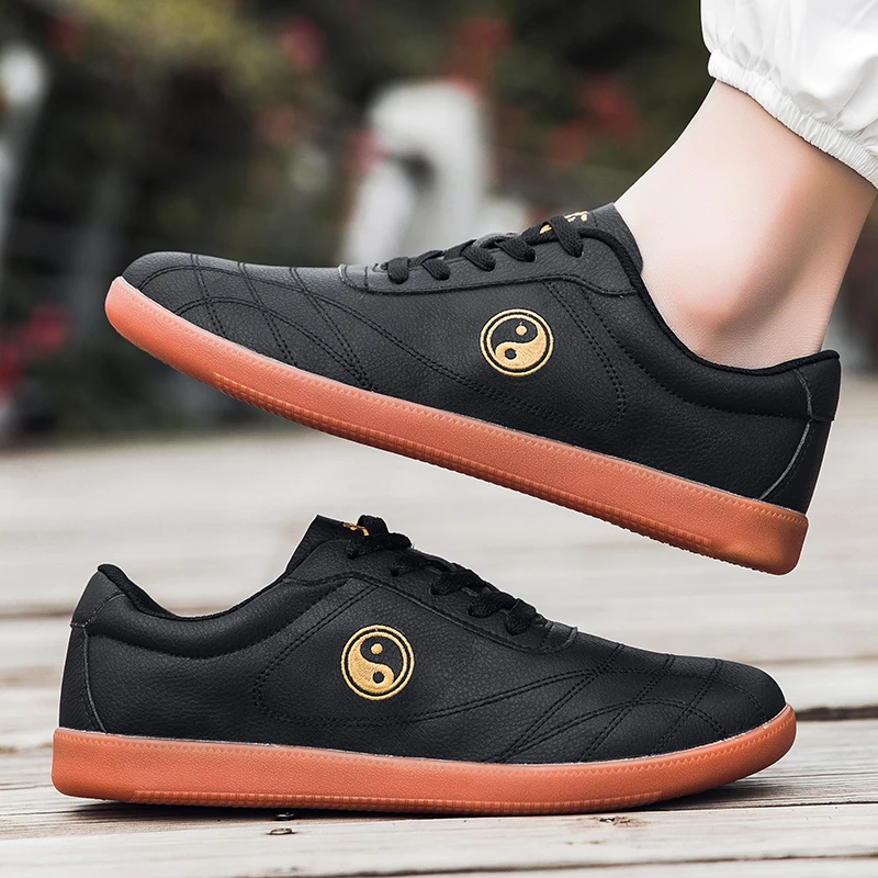 Couple Comfortable Leather Kung Fu Shoes Professional Men's Women's Martial Arts Shoes Unisex Martial Arts Taiji