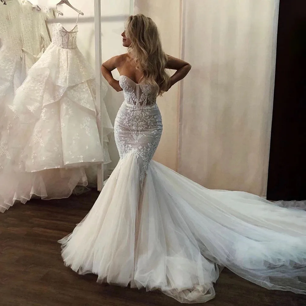 

New White Illusion Mermaid Wedding Dresses 2022 Sweetheart Lace Appliques Long Train Fish Tail Princess Sleeveless Bridal Gowns