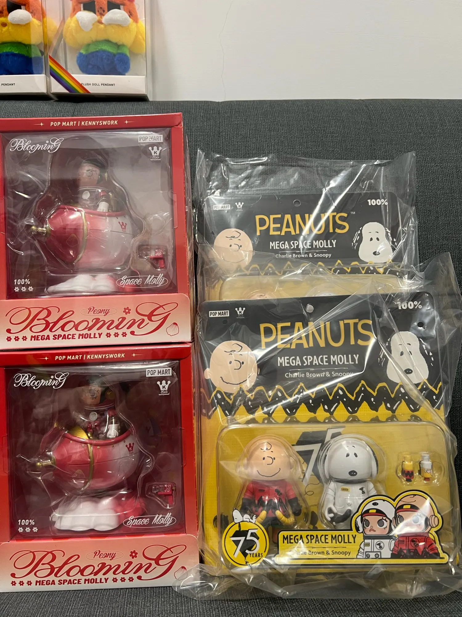 POP MART MEGA SPACE MOLLY 100% Blooming-Peony Limited Edition