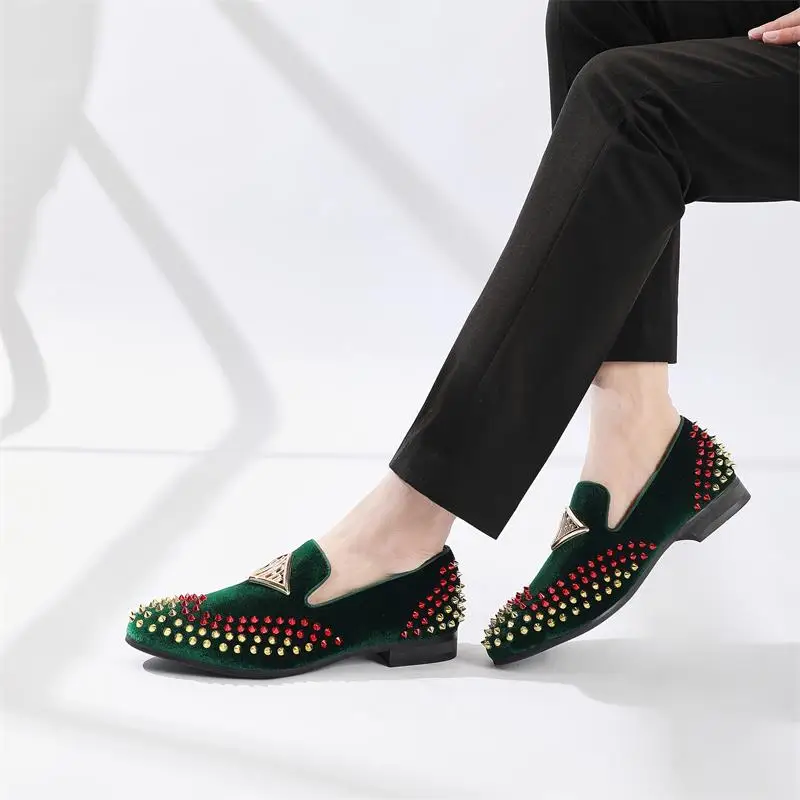 XQWFH New Fashion Men dress shoes rivet Party Wedding Shoes Pointed toe flats Driving Shoes Loafers 2