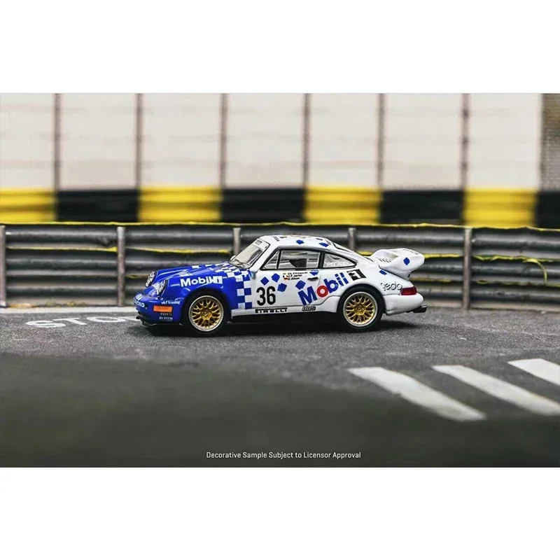 

Литой коллекционный миниатюрный автомобиль 1:64 TW 964 RSR 3,8 24h of SPA 1993