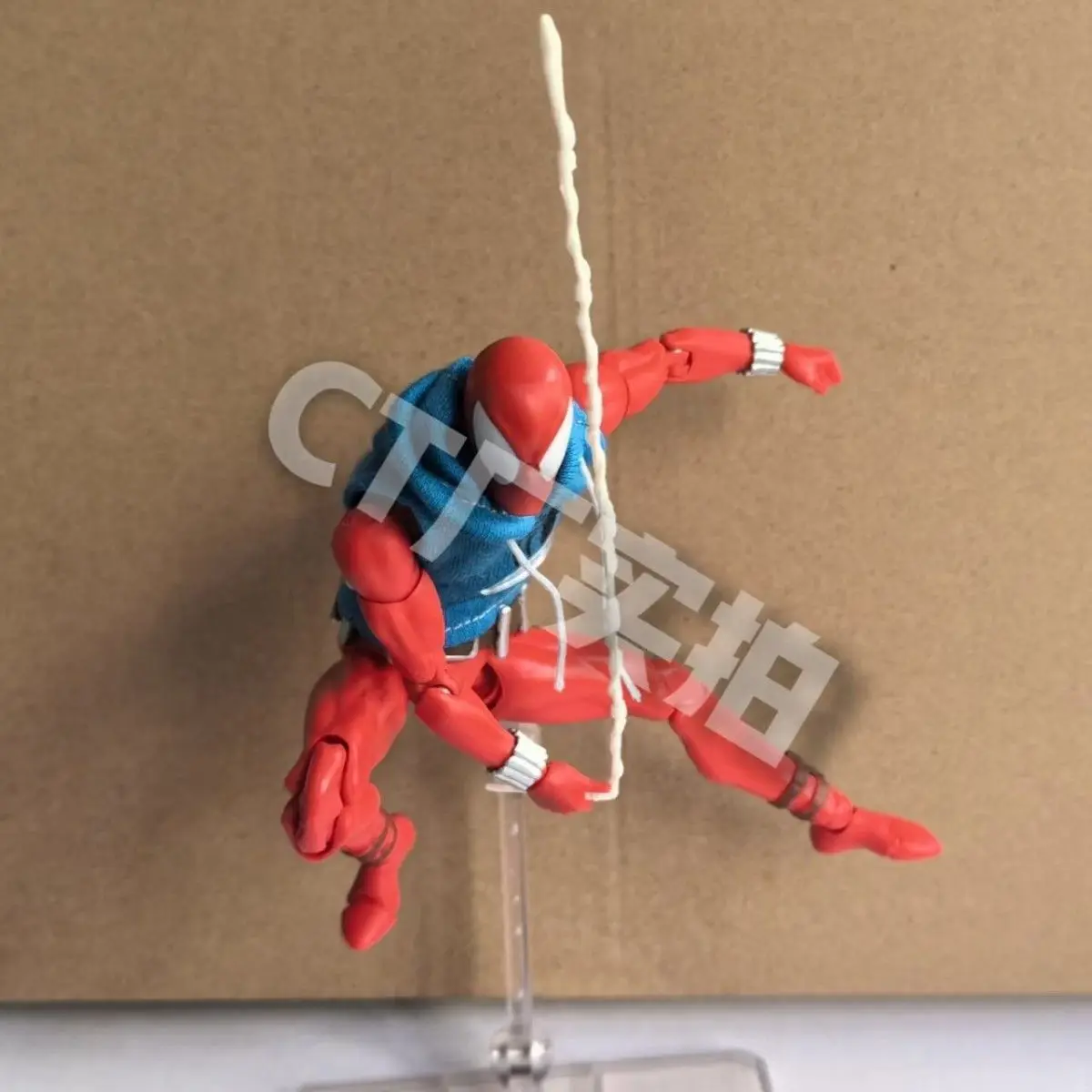 Amazing Spider-Man 67ポイント可動フィギュア Un-Opened - Amazing Spider-Man The Ultimate 18” Figure 67