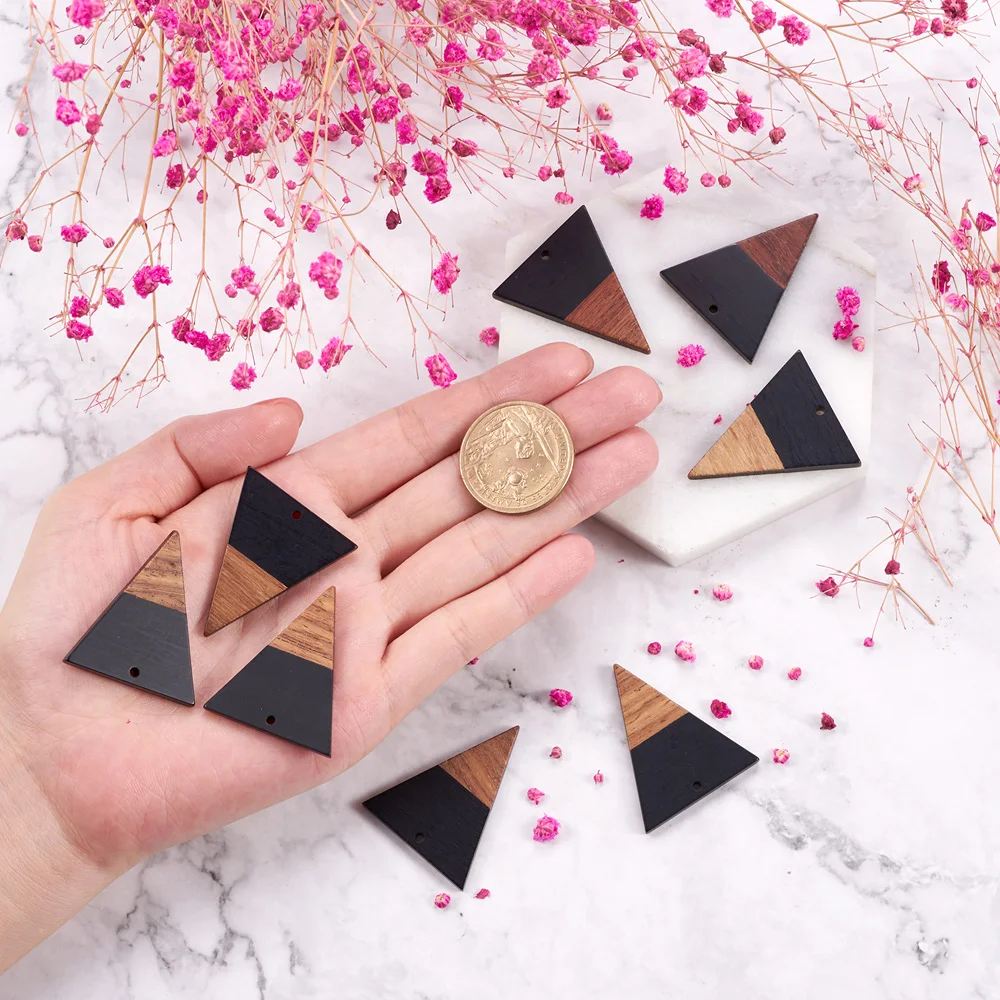 50Pcs Triangle Resin Wood Earrings Charms for Women Wooden Necklace Pendant Dangle Earrings Connectors Jewelry Making DIY Supply
