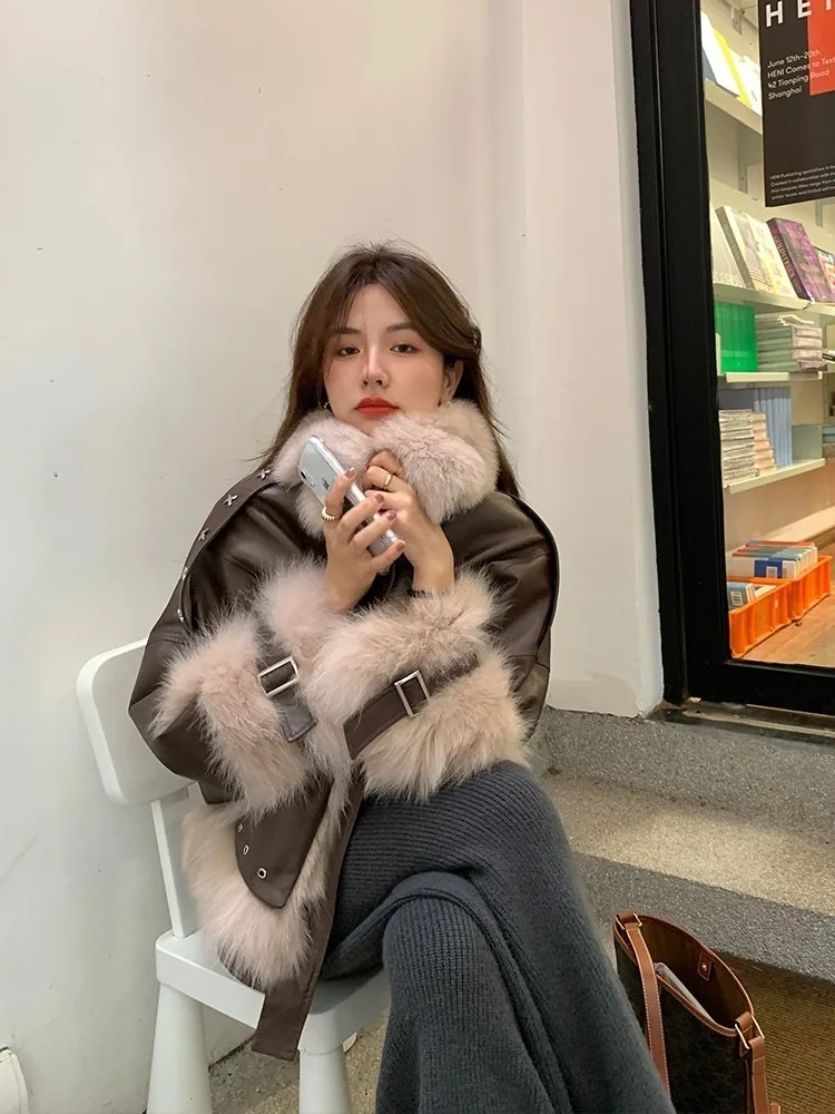 Woman Clothing New Women\'s Leather Imitation Fox Fur Coat 2023 Winter Short Motorcycle Coat Faux Fur Coat Jackets for Women