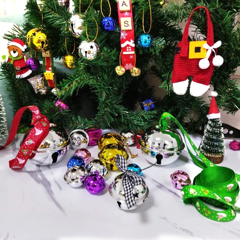 Christmas Decorations Jingle Bells Jingle Bells 25/30/35/40/50mm Gold/Silver Christmas Tree Pendant Ornaments Decor for Christmas Party & Festival Decorations