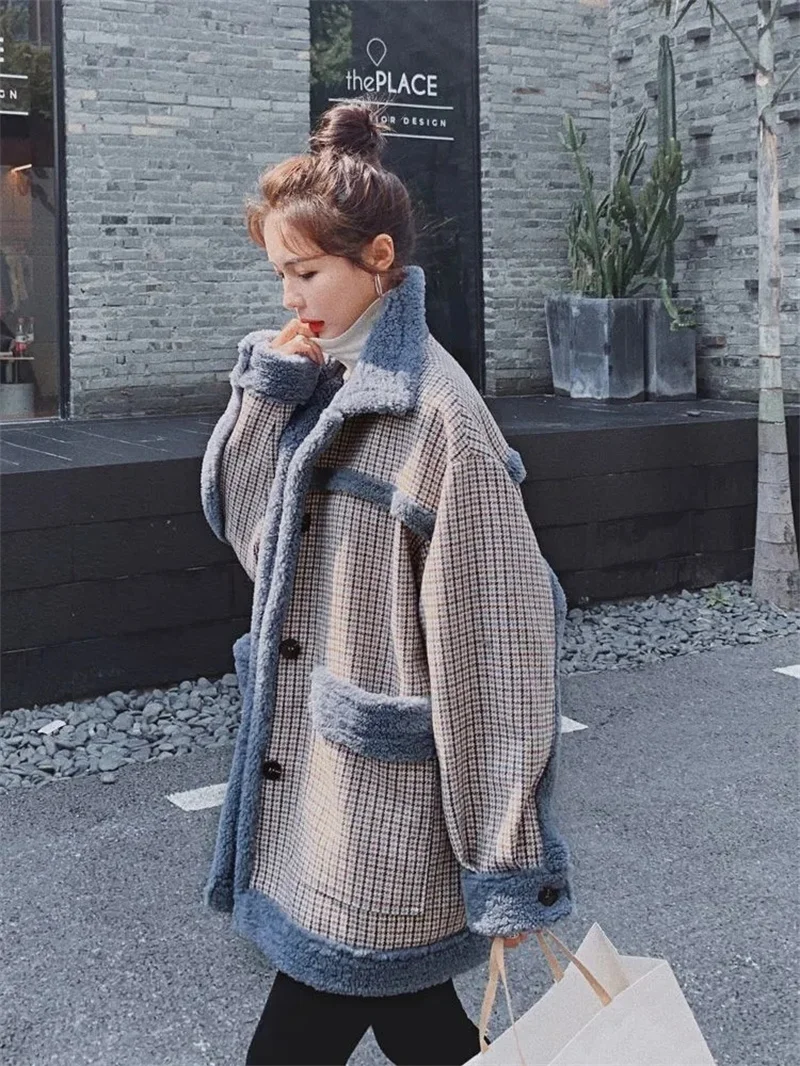 Hong Kong Style Lamb Wool Patchwork Jacket For Women in Autumn Winter 2023 New Korean Version Loose Checked Cotton Coat in Trend