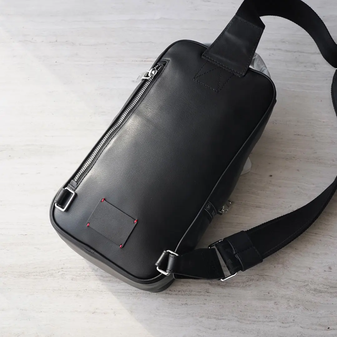 Luxury B Style Chest Bag Business Causal Striped Design Men's Bag Fashion Casual Lapa Leather Chest Bag Shoulder Bag Men's Bag