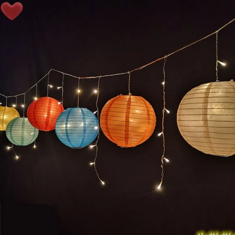 

Holiday Lantern Decoration and Decoration Atmosphere Scene Hanging Lantern String Colorful Lantern Courtyard