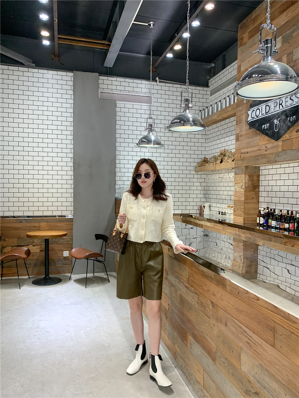 womens clothing Pu Leather Shorts Women 2022 Spring Summer High Waist Loose Wide Leg Pants Outerwear E Girl Streetwear Casual Sweatshorts bike shorts