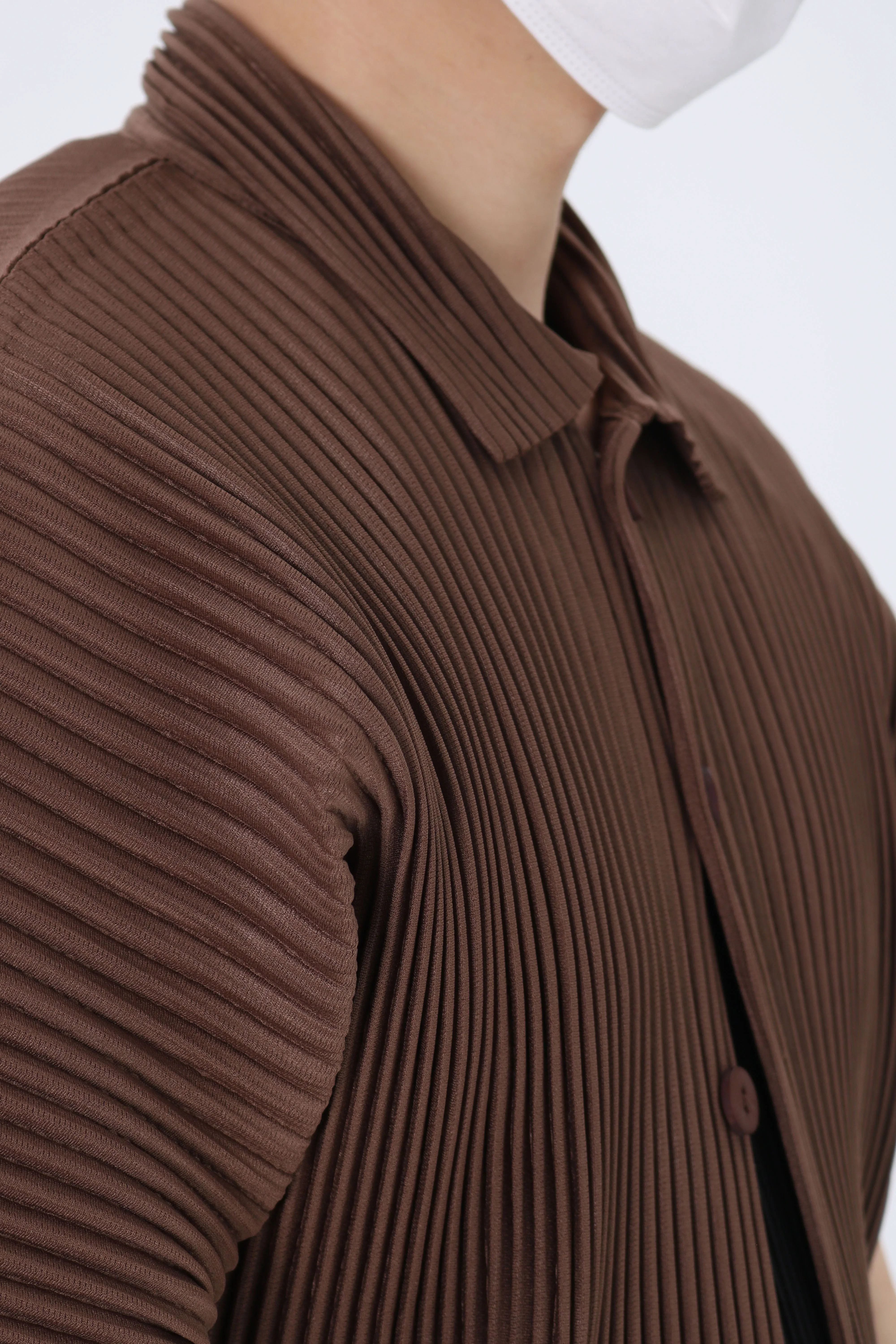Pleated Polo Shirt  miteigi Homme Plissé Issey Miyaki Men's Casual Short Sleeves ribbed Button Up Loose Vintage Tops Shirts for man in dark brown Summer plus size mens Business workwear Fashion