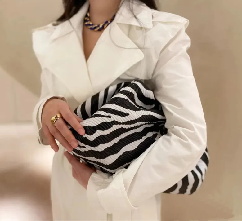 SMOOZA 2022 Fashion Day Clutch Dumpling Bag Zebra Holographic Cloud Bag Clip Purse Bag Women Pleated Pouch Tote Handbag 