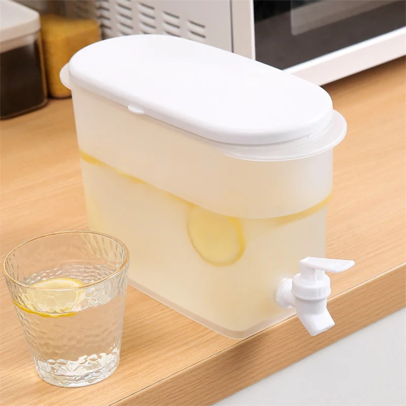 1/2/4PCS Large Capacity Cold Water Pitcher Cold Kettle with Faucet in Refrigerator Iced Beverage Dispenser Refrigerator and