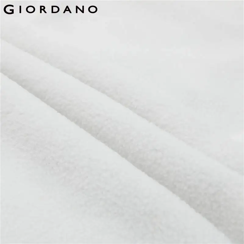 Рисунок 6 - Мужские теплые толстовки GIORDANO